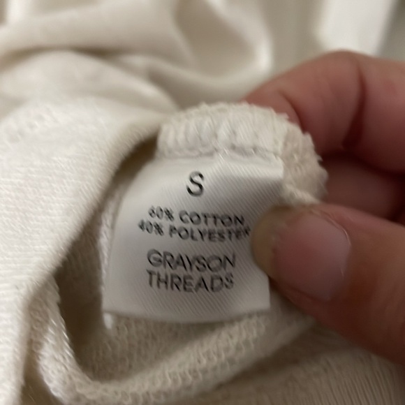 Grayson Threads Ivory Long Sleeve Crew Neck Sweater Glacier Montana Small - Picture 6 of 10